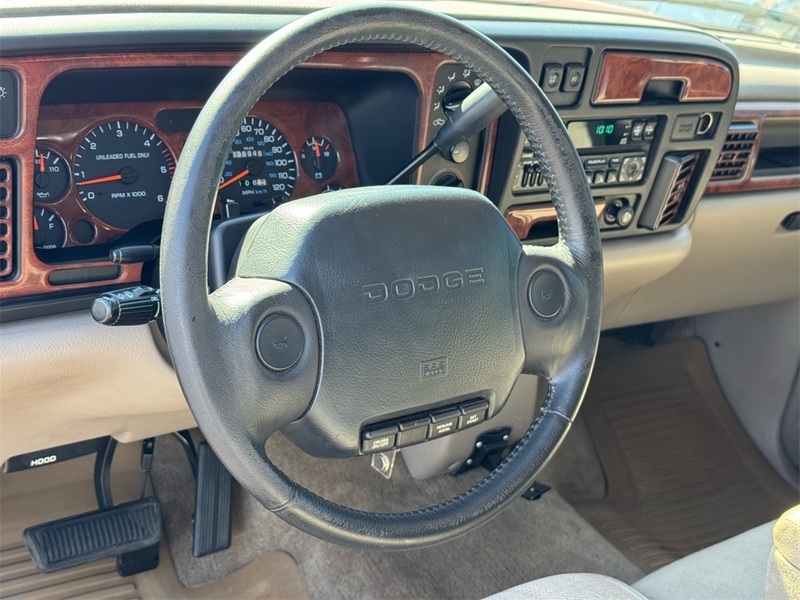 1996 Dodge Ram ST photo 27