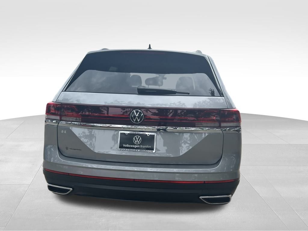 2026 Volkswagen Atlas SE photo 4