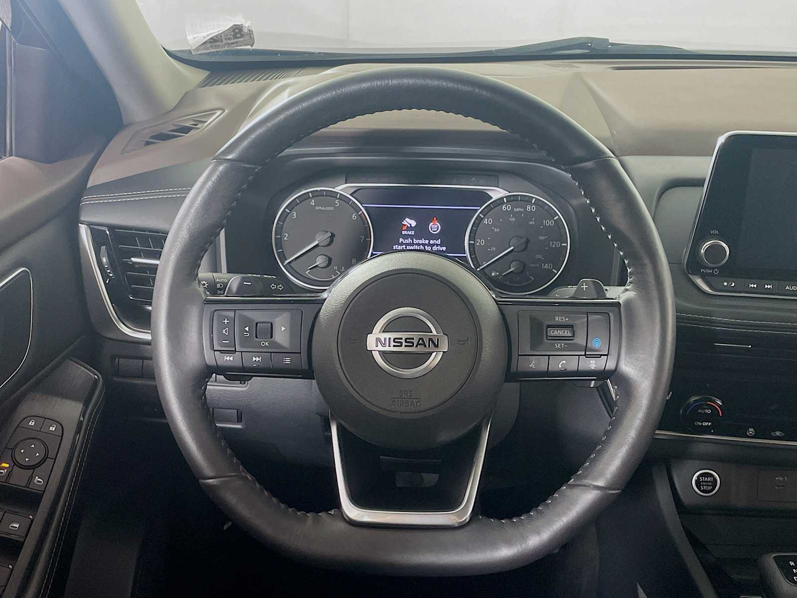 2021 Nissan Rogue SV photo 9