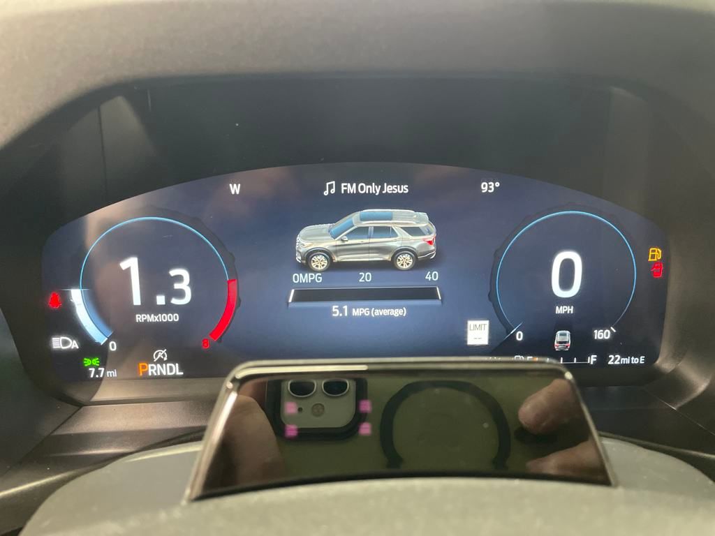 2025 Ford Explorer Platinum photo 16