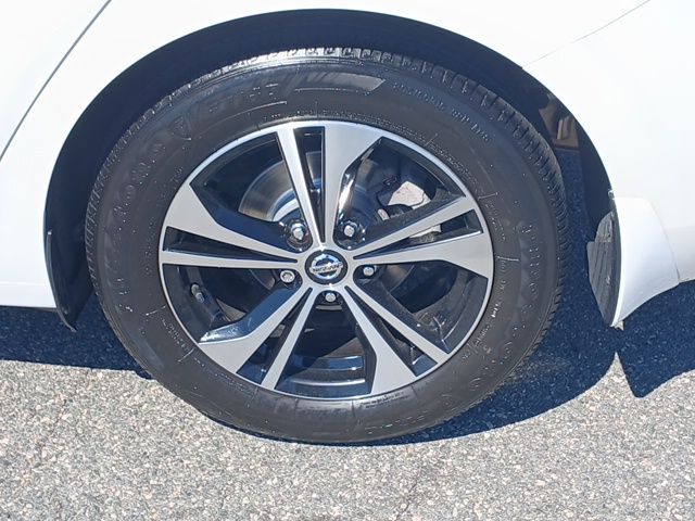 2022 Nissan Sentra SV photo 22