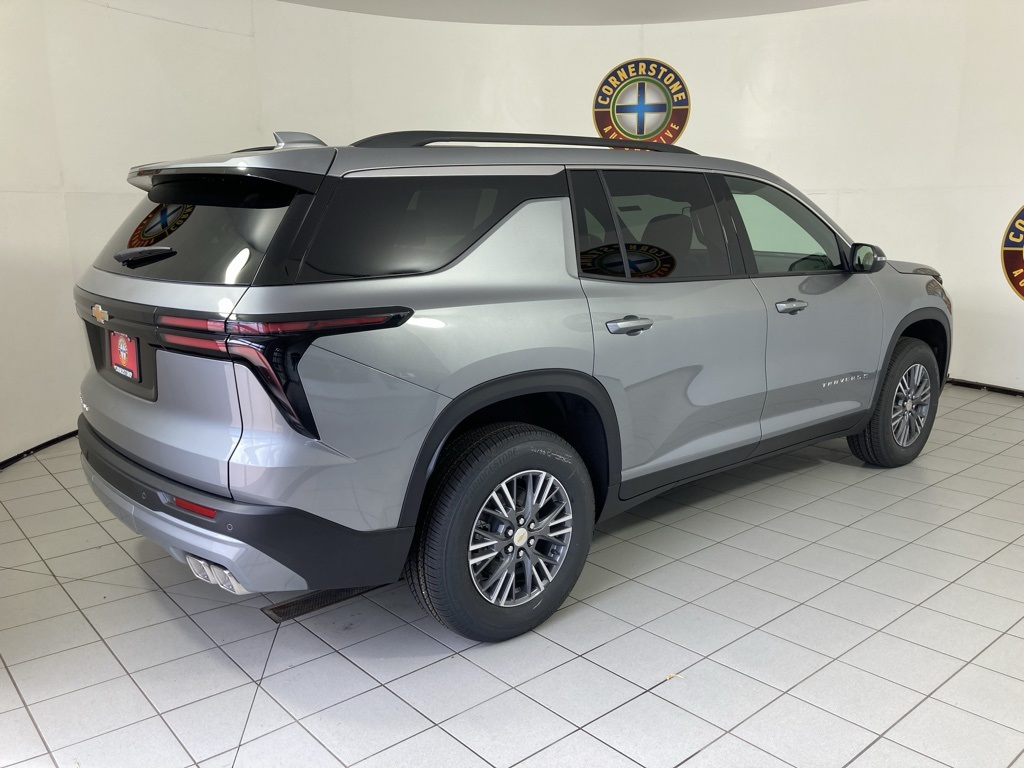 2026 Chevrolet Traverse photo 18