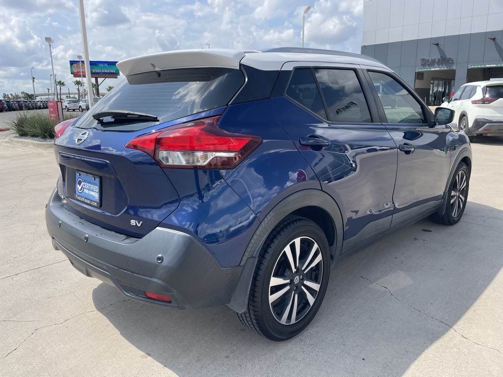 2020 Nissan Kicks SV photo 2