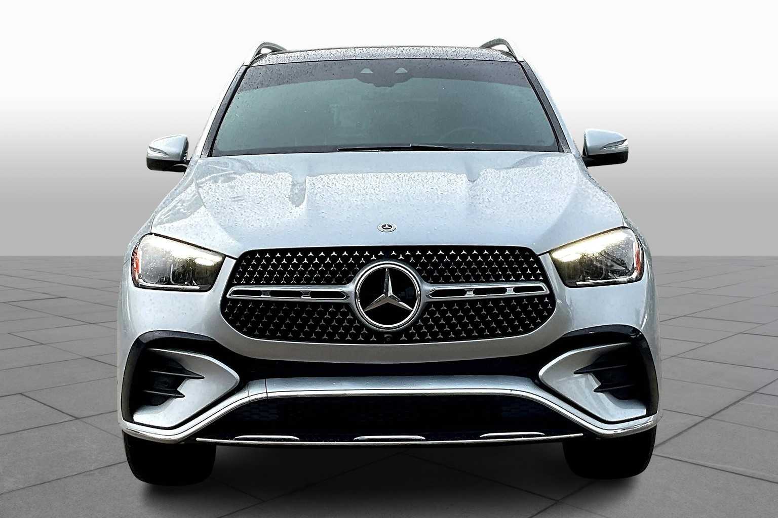 2024 Mercedes Benz GLE 450 4MATIC photo 3