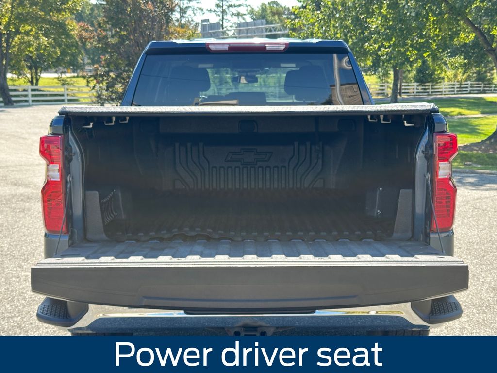 2022 Chevrolet Silverado 1500 LT photo 15