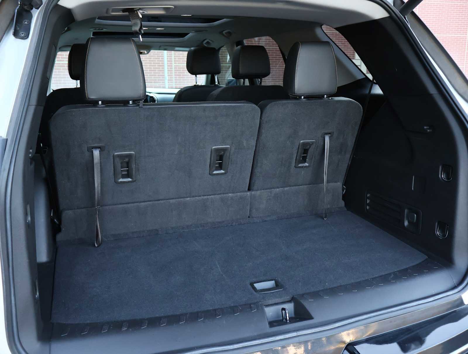2021 Chevrolet Traverse Premier photo 23