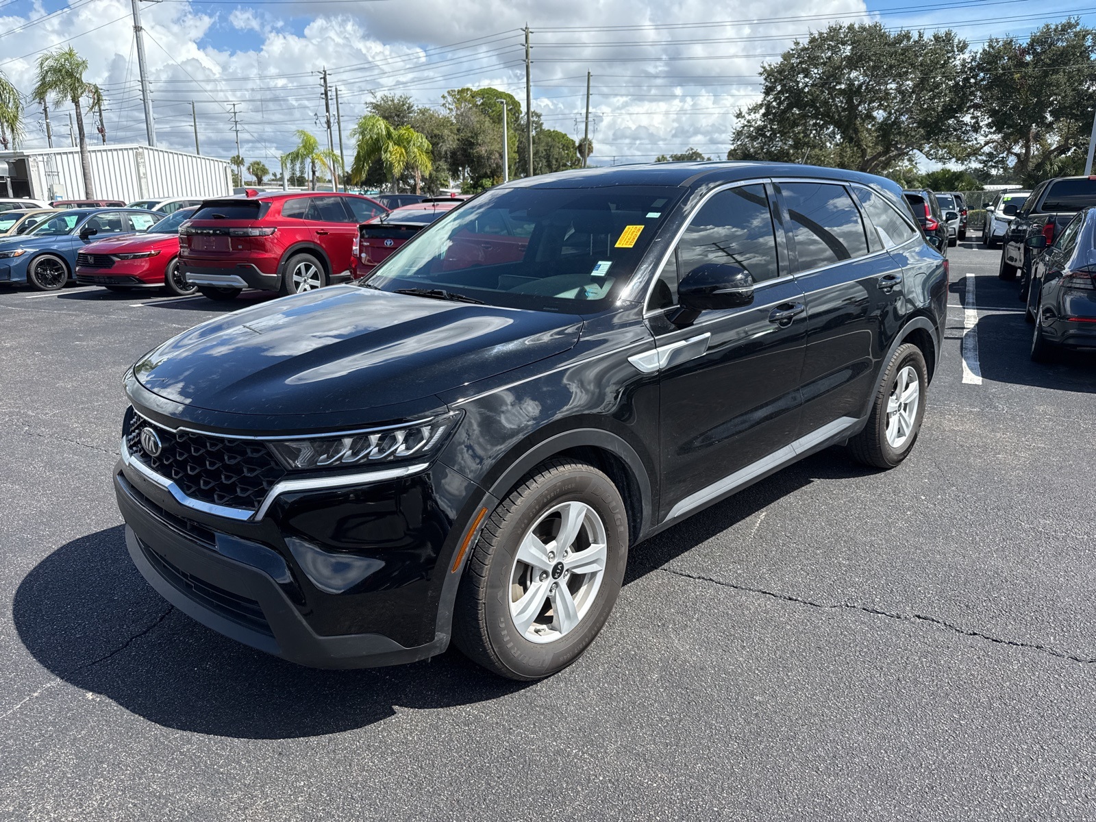 2021 Kia Sorento LX photo 2