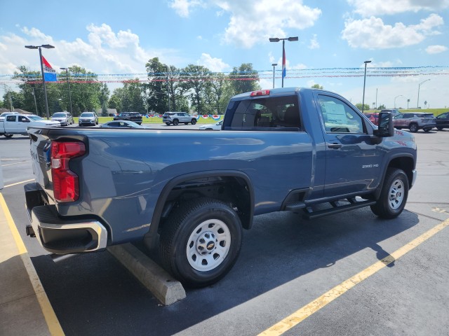 2025 Chevrolet Silverado 2500HD Work Truck photo 2