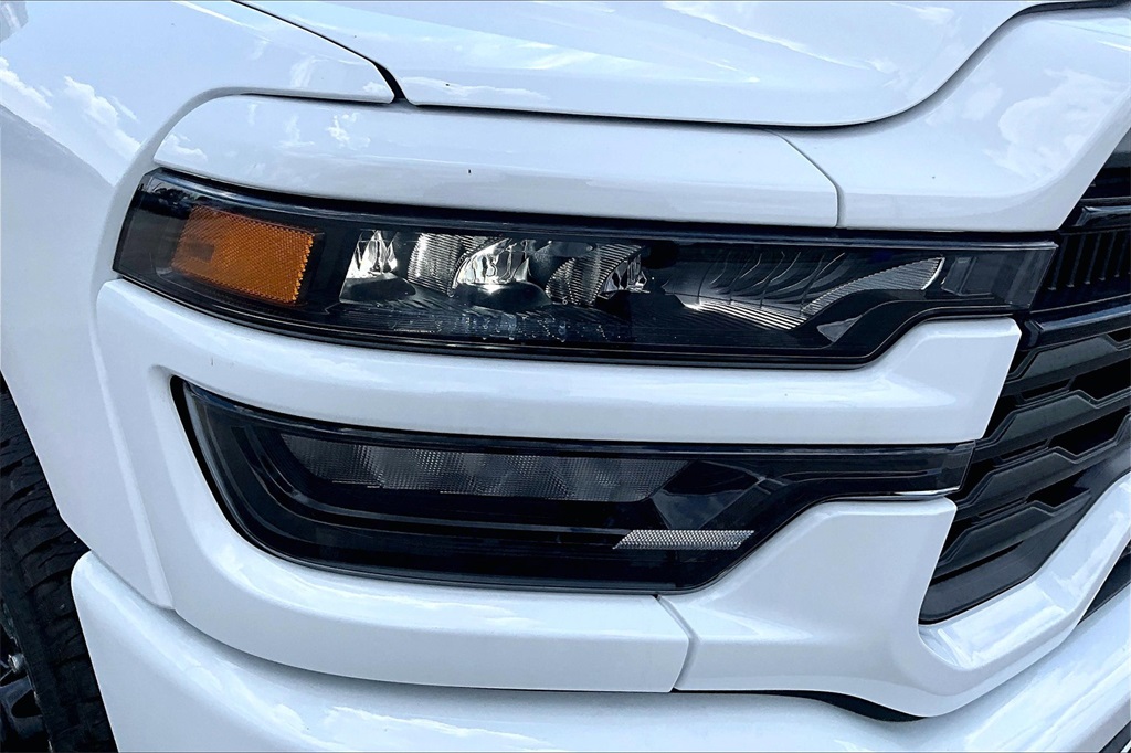 2025 Ram 2500 Big Horn photo 15