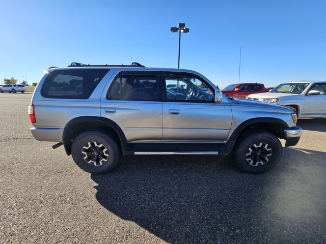 1999 Toyota 4Runner SR5 V6 photo 4