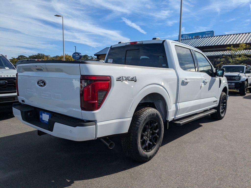 2025 Ford F-150 XLT photo 4