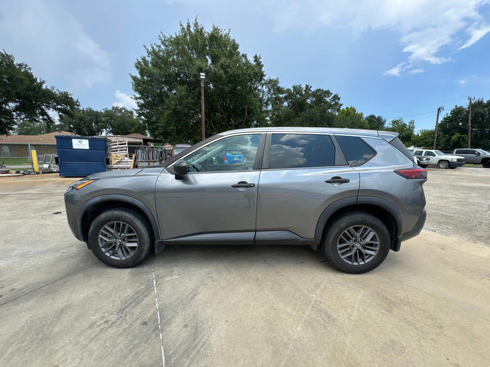 2021 Nissan Rogue S photo 16