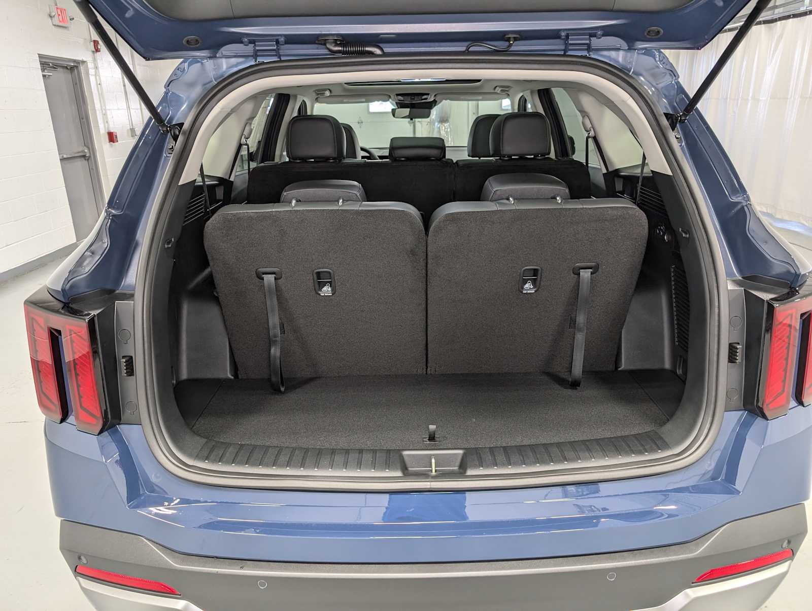 2026 Kia Sorento S photo 9