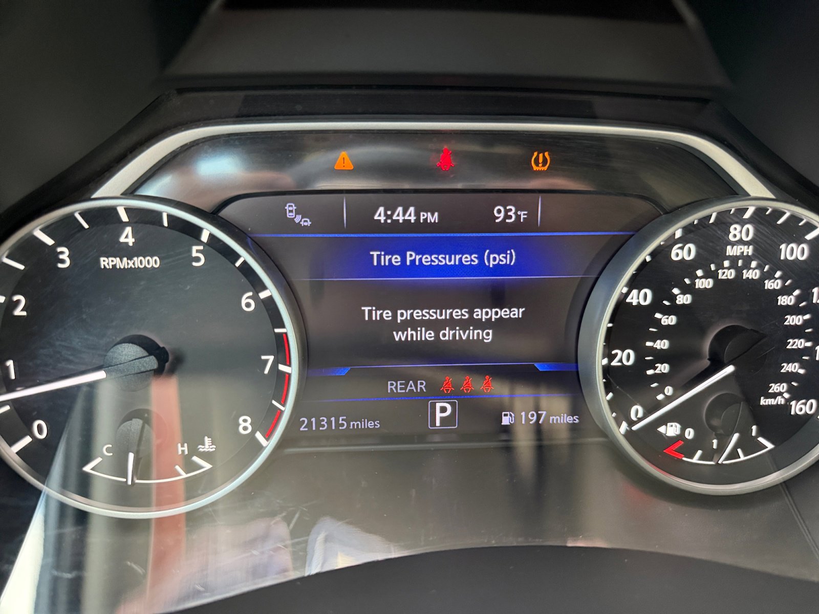 2023 Nissan Murano SV photo 2