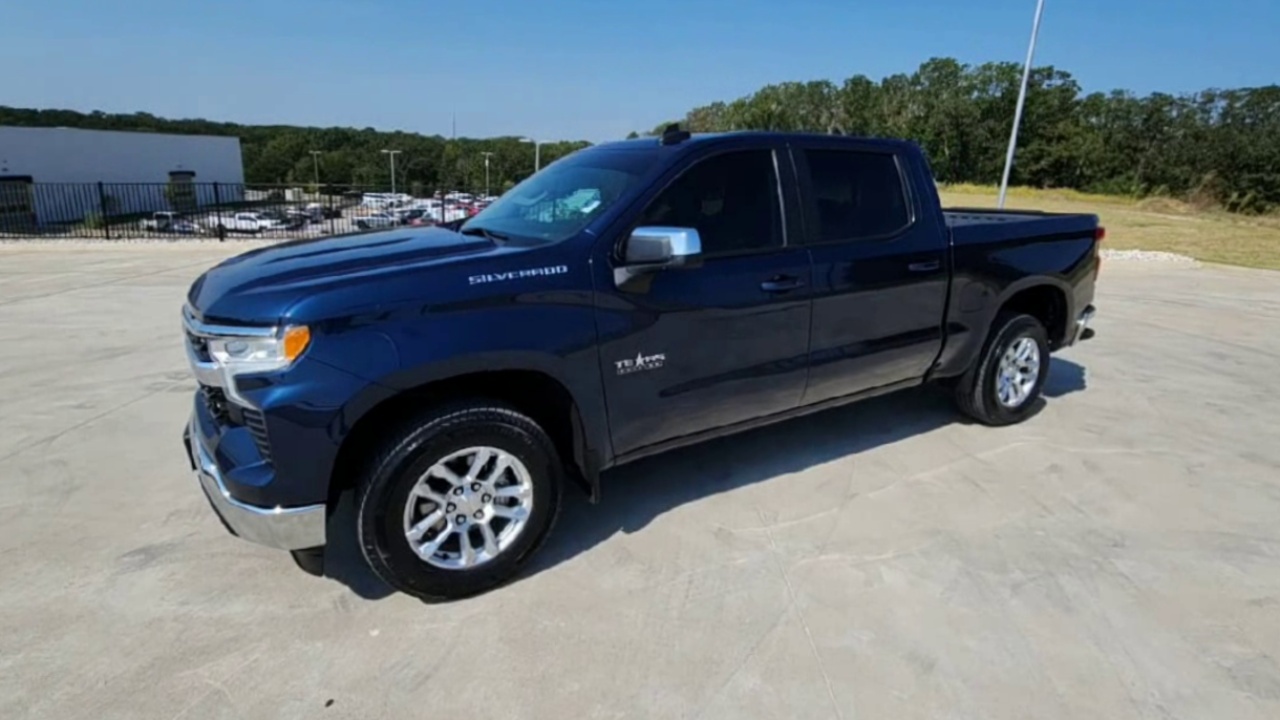 2022 Chevrolet Silverado 1500 LT photo 32