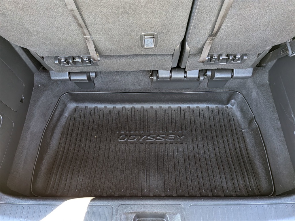 2024 Honda Odyssey Touring photo 7