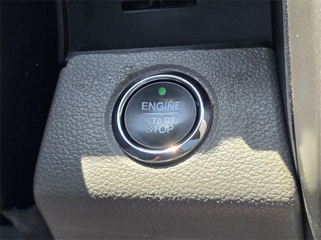 2020 Ford F-150 Lariat photo 18