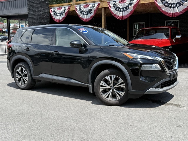 2021 Nissan Rogue SV photo 2