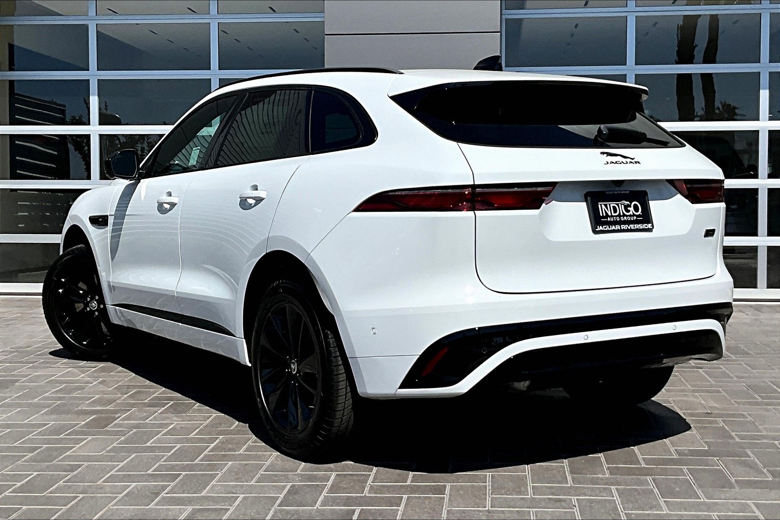 2026 Jaguar F-PACE P250 R-Dynamic S photo 3