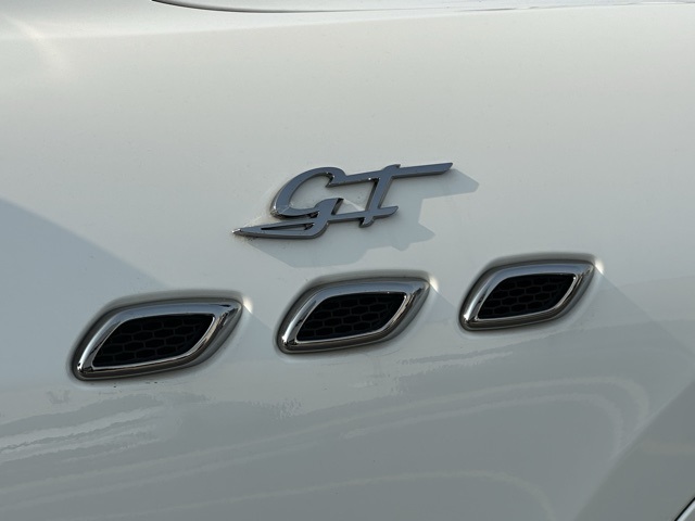 2024 Maserati Levante GT photo 28