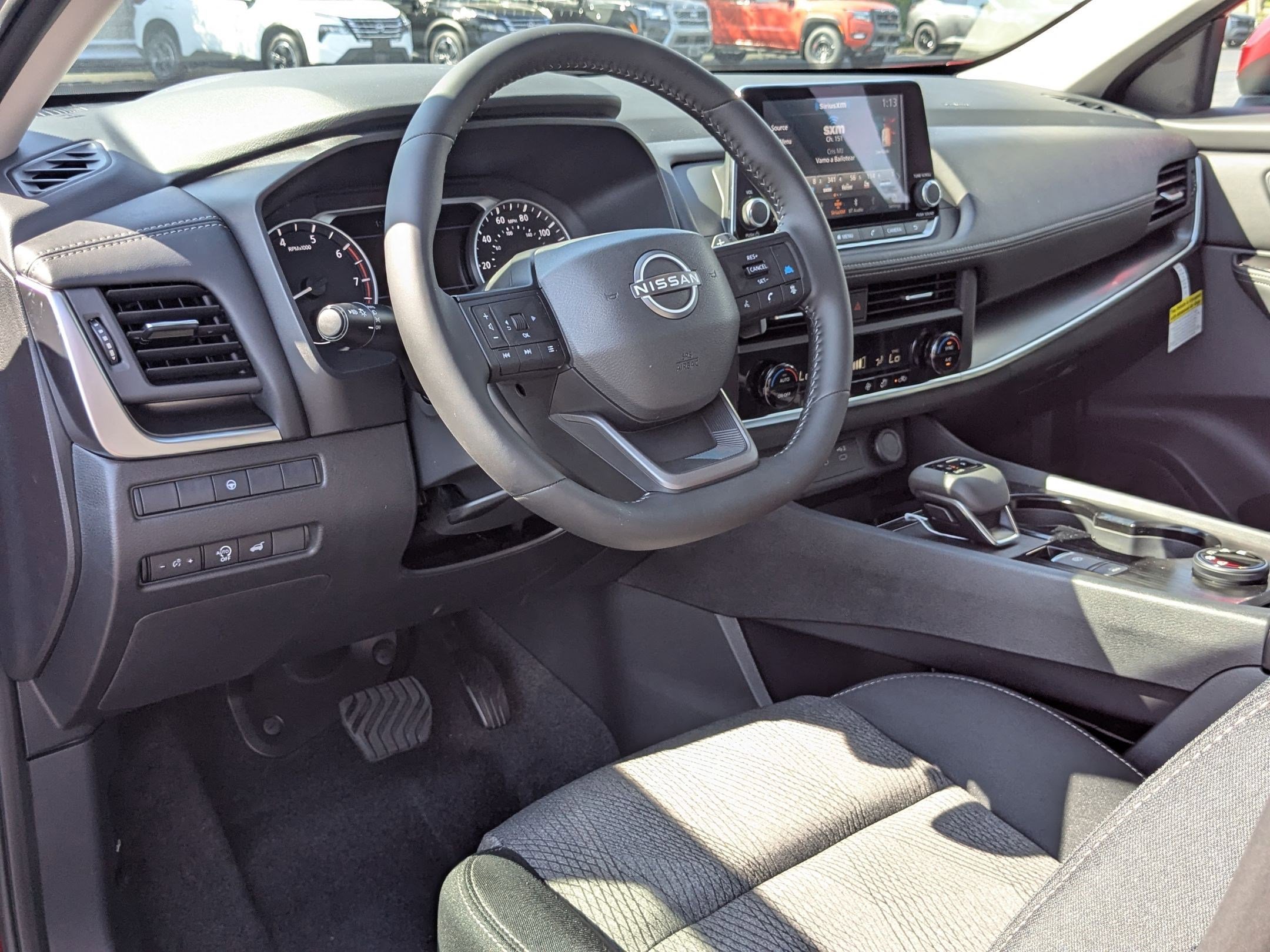 2026 Nissan Rogue SV photo 8