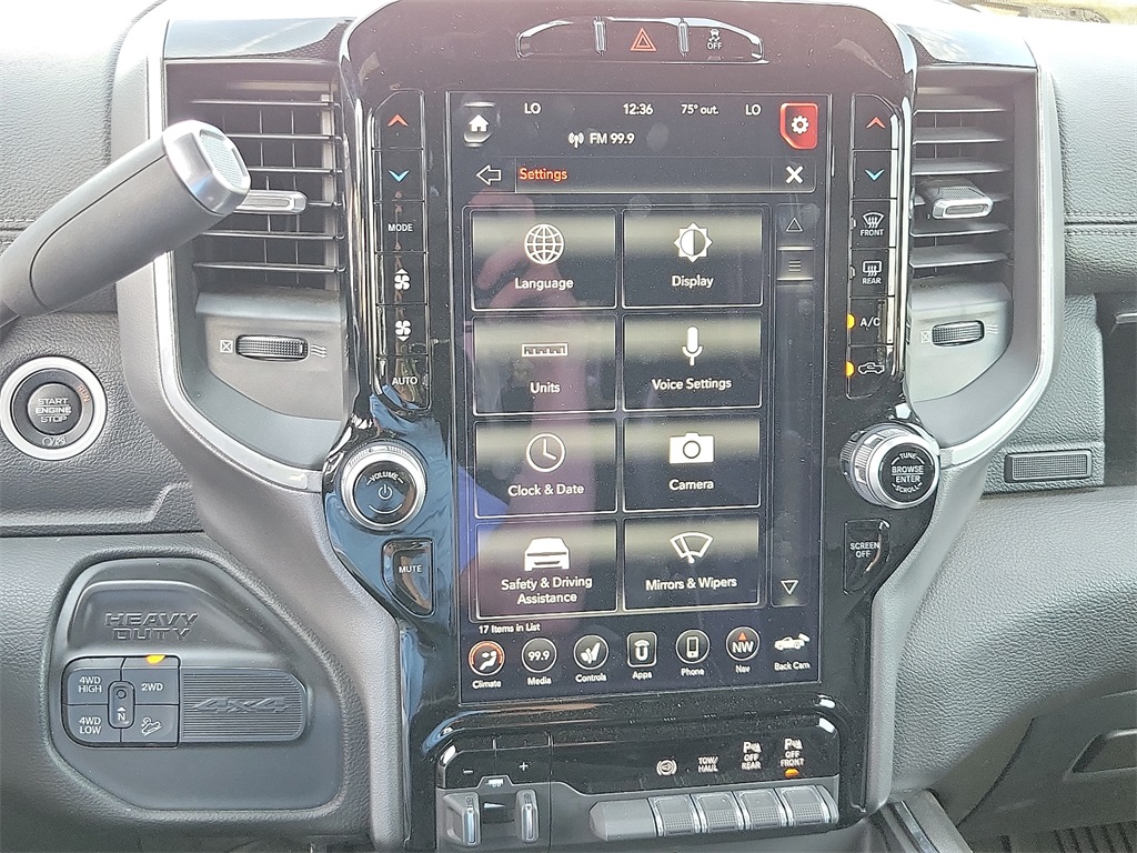 2020 Ram 2500 Laramie photo 15