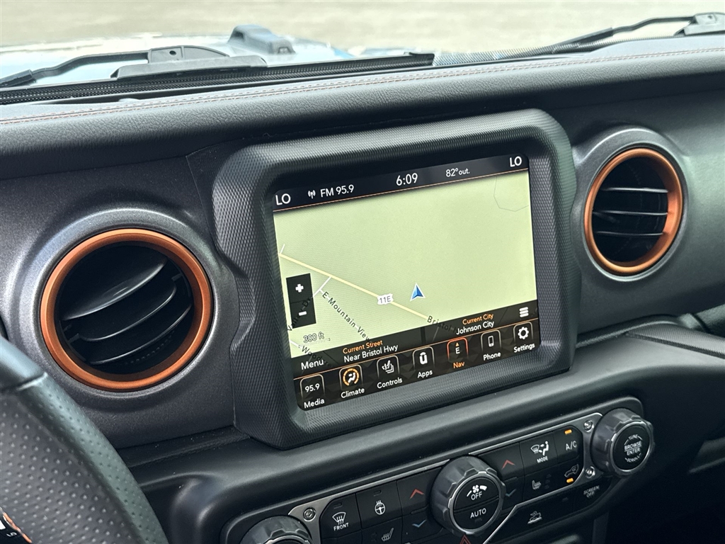 2022 Jeep Gladiator Mojave photo 14