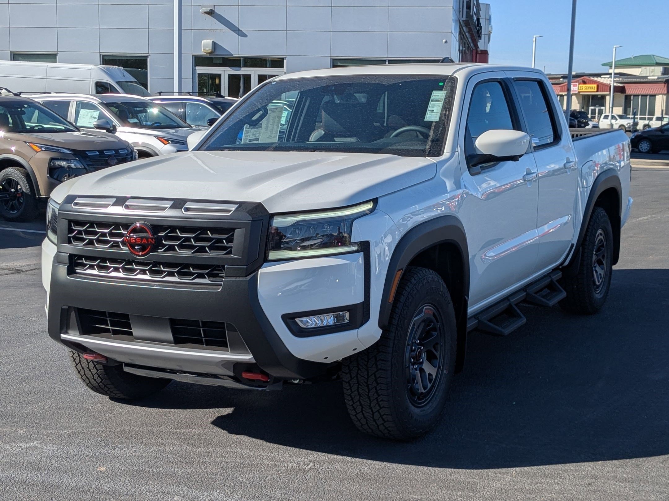 2026 Nissan Frontier Crew Cab PRO-4X photo 7