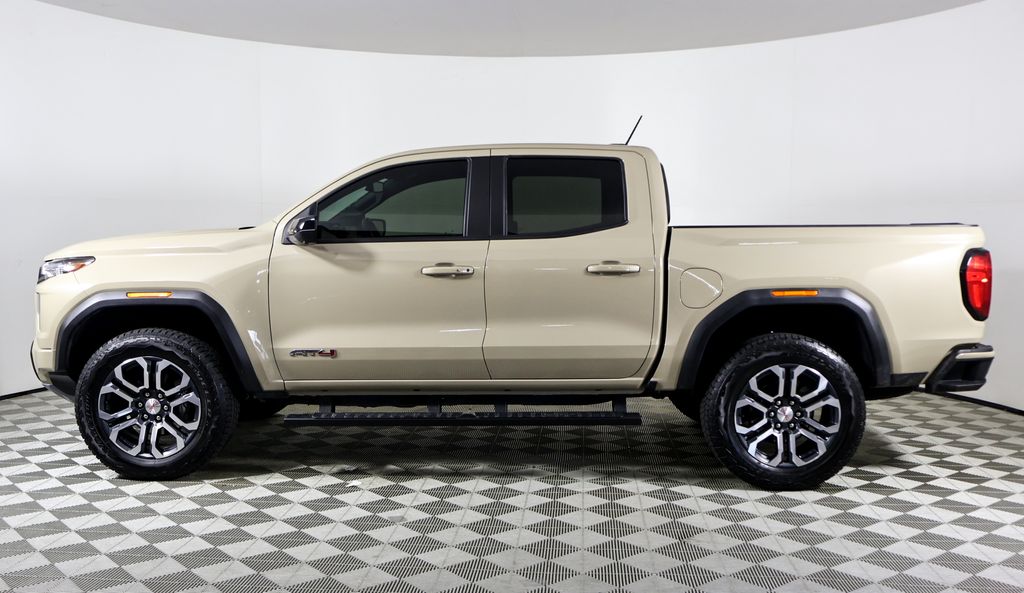 2024 Gmc Canyon AT4 photo 3