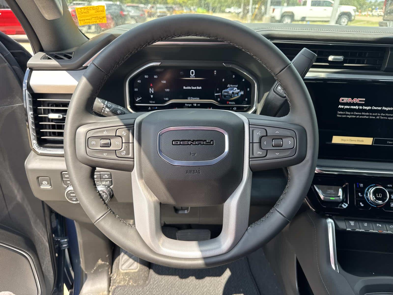 2025 Gmc Sierra 2500 HD Denali photo 14