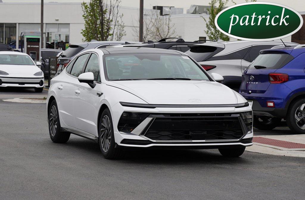 2025 Hyundai Sonata Hybrid Limited's photo