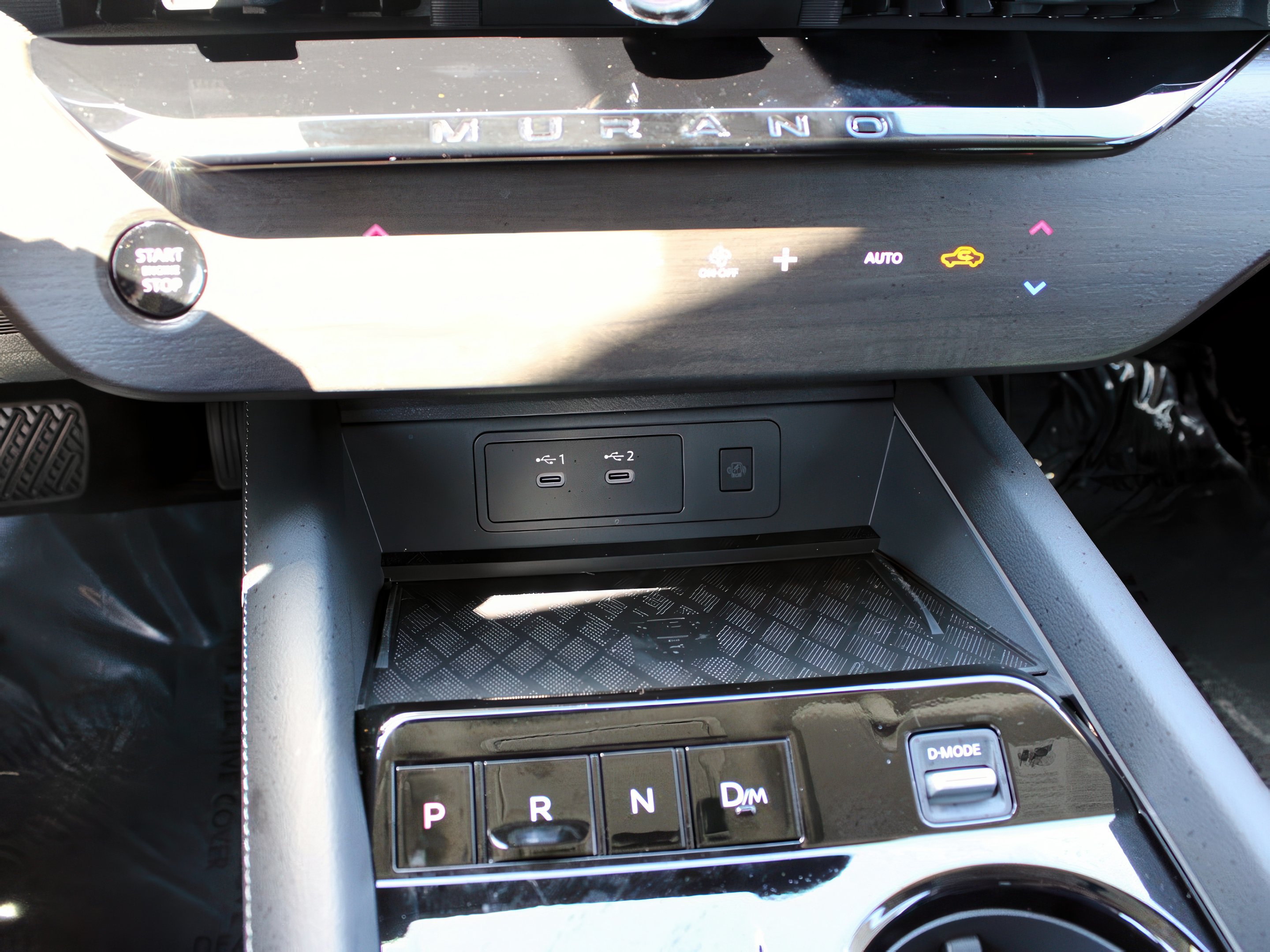 2025 Nissan Murano Platinum photo 17