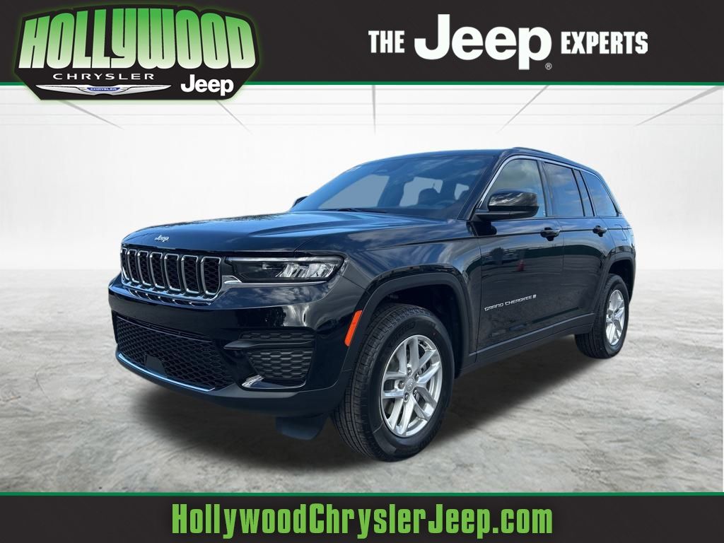 2025 Jeep Grand Cherokee Laredo's photo