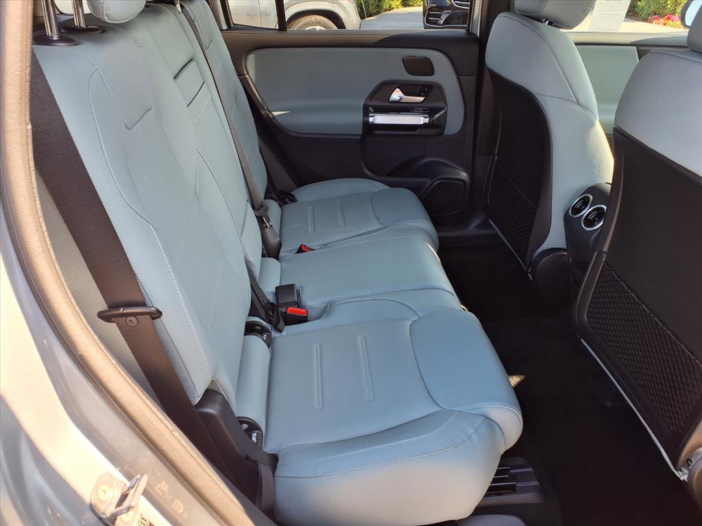 2026 Mercedes Benz GLB 250 photo 19