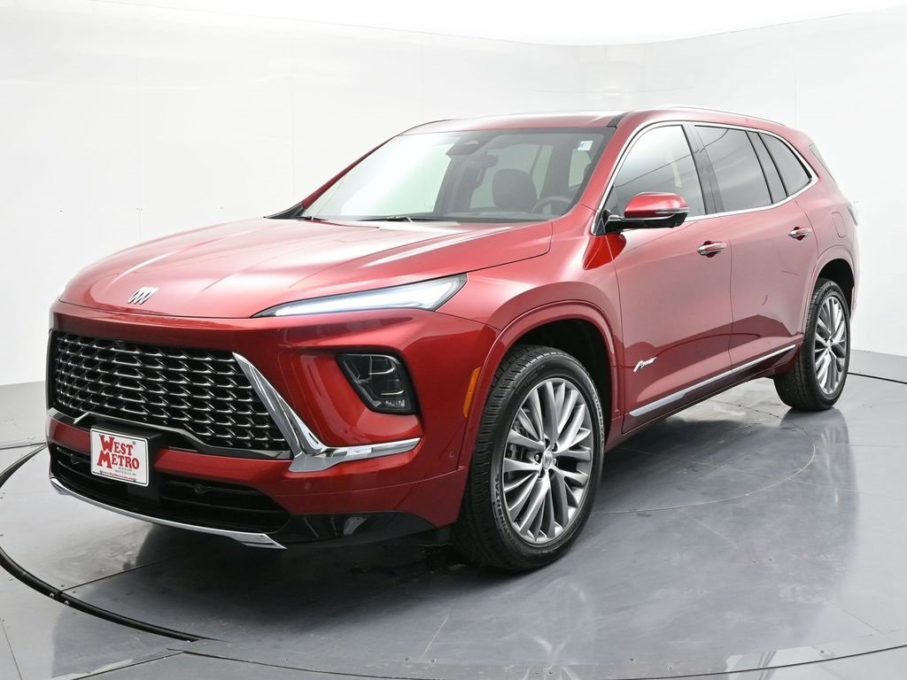 2025 Buick Enclave Avenir's photo