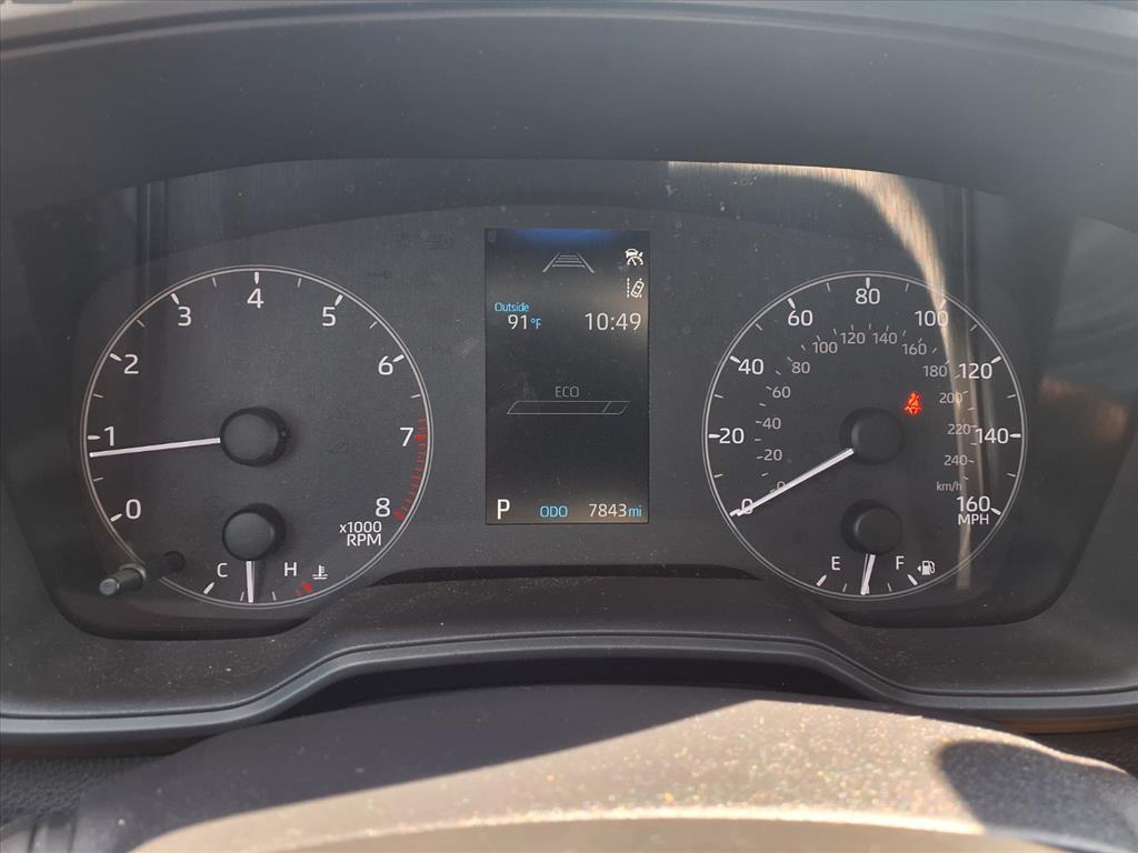 2025 Toyota Corolla LE photo 19
