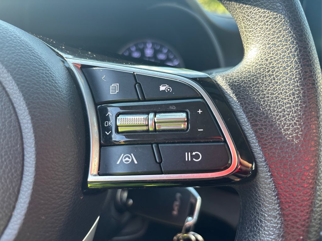 2023 Kia Forte LXS photo 21