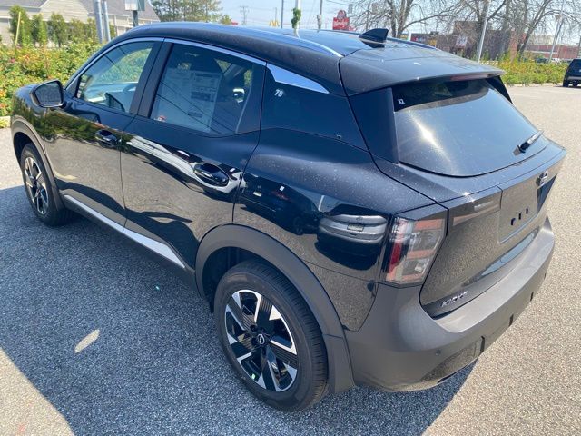 2025 Nissan Kicks SV photo 3
