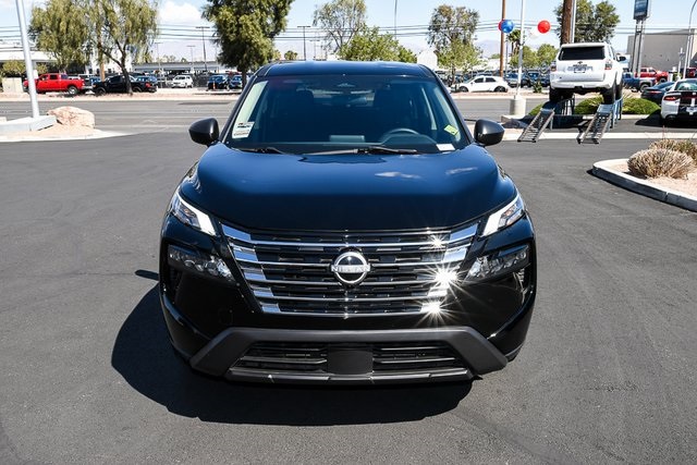 2026 Nissan Rogue S photo 3