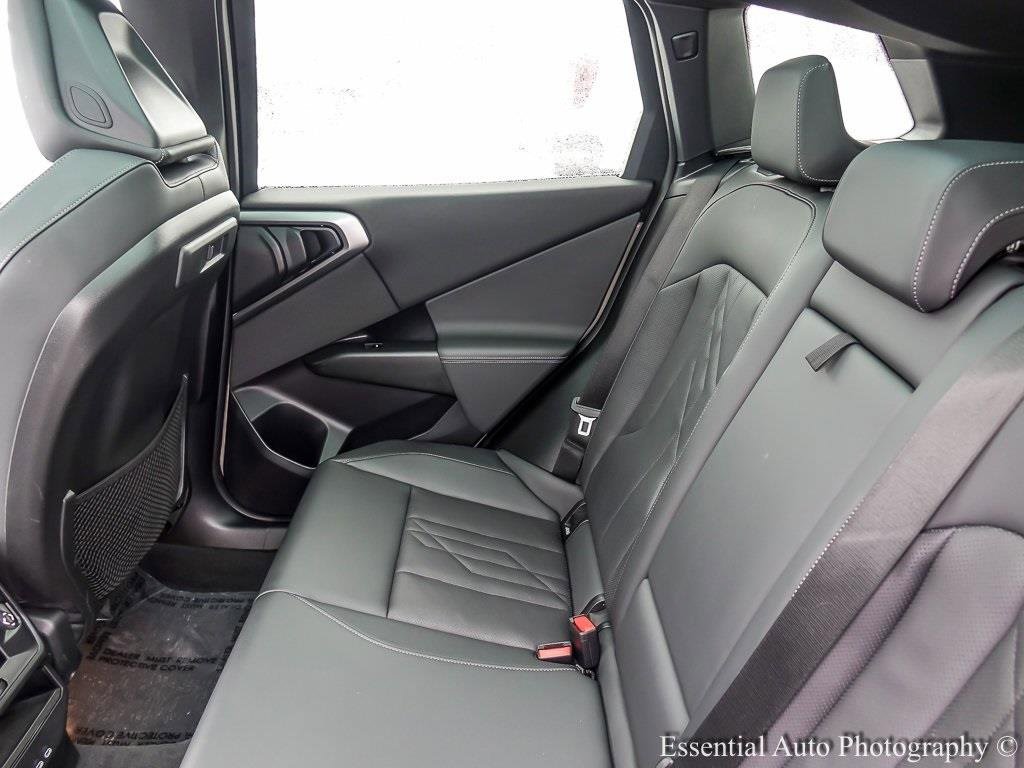 2025 BMW X3 - Image 10