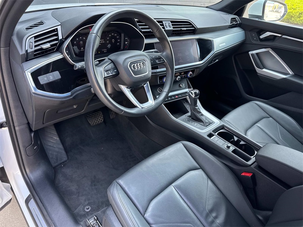 2022 Audi Q3 S line Premium Plus photo 19