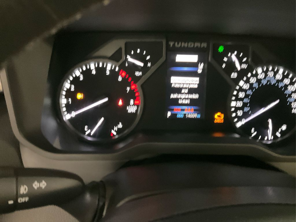 2022 Toyota Tundra Limited photo 14
