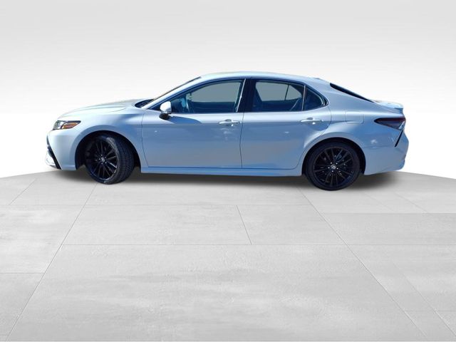 2023 Toyota Camry XSE photo 3