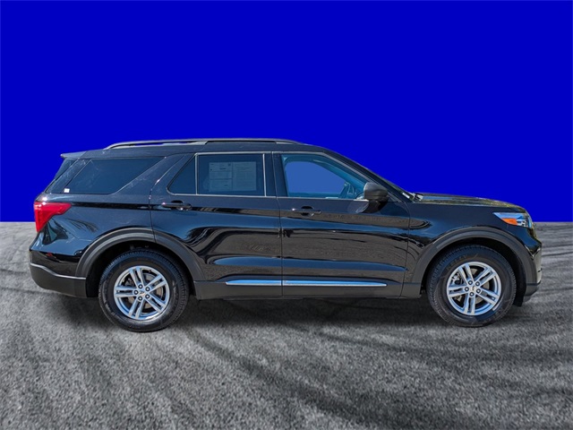 2021 Ford Explorer XLT photo 2
