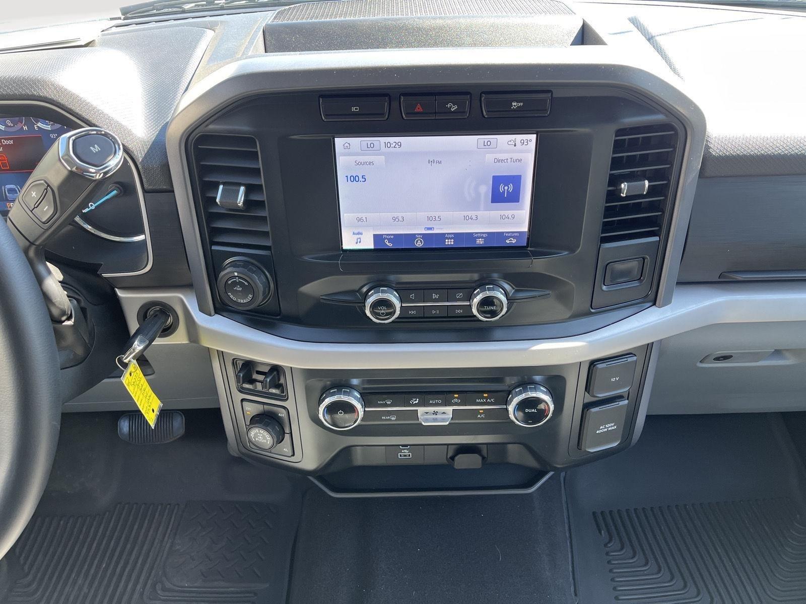 2023 Ford F-150 XLT photo 11