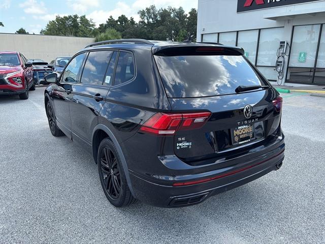2022 Volkswagen Tiguan SE R-Line Black photo 4