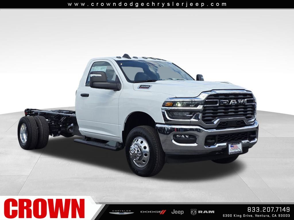 2026 Ram 3500 Tradesman photo 4