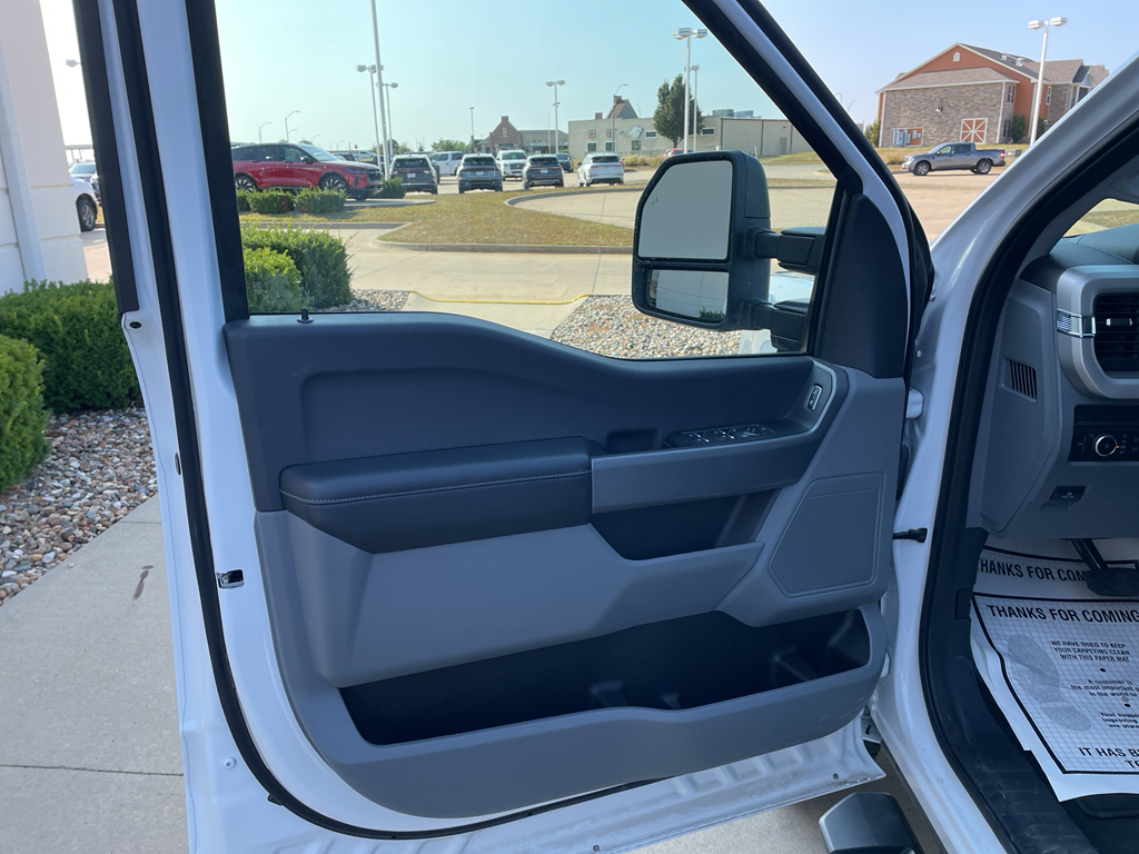 2024 Ford F-250 XL photo 17