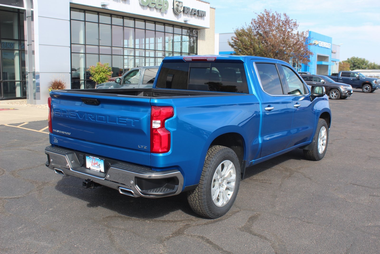 Used 2023 Chevrolet Silverado 1500 LTZ with VIN 1GCUDGE8XPZ120830 for sale in Luverne, Minnesota