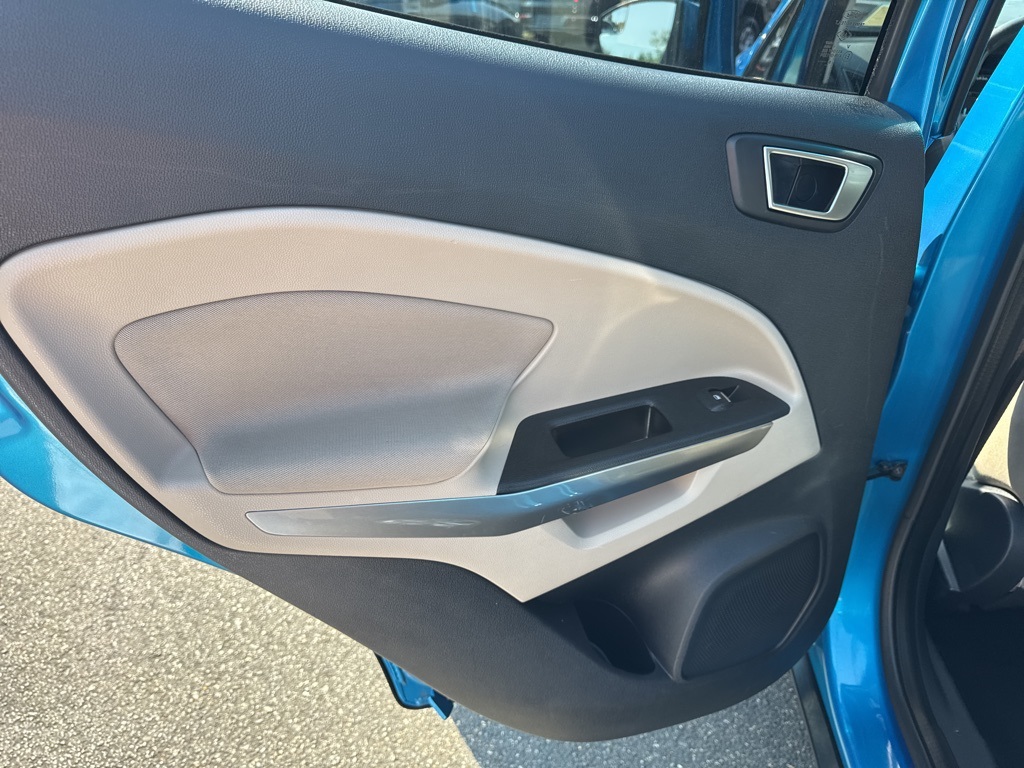2018 Ford EcoSport SE photo 31